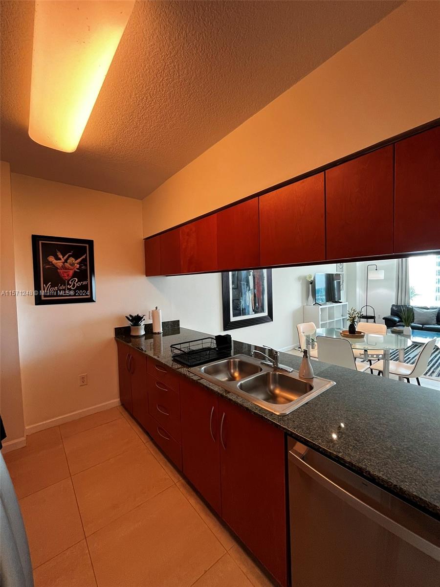 1200 Brickell Bay Dr #4322, Miami, Florida image 11