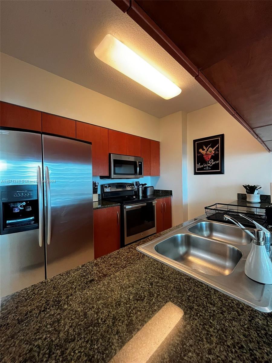 1200 Brickell Bay Dr #4322, Miami, Florida image 12