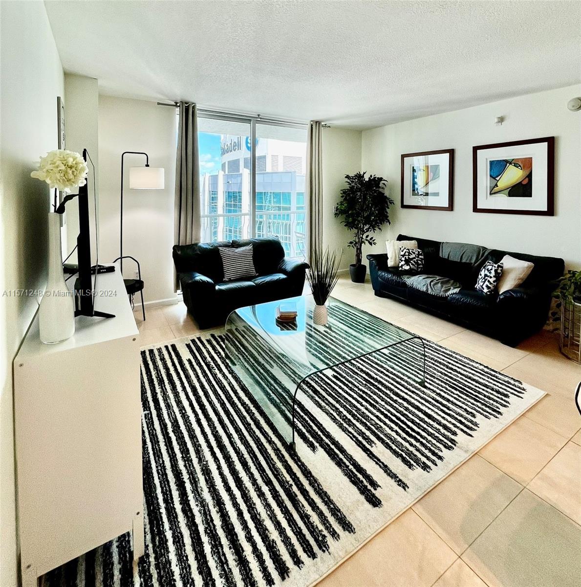 1200 Brickell Bay Dr #4322, Miami, Florida image 17