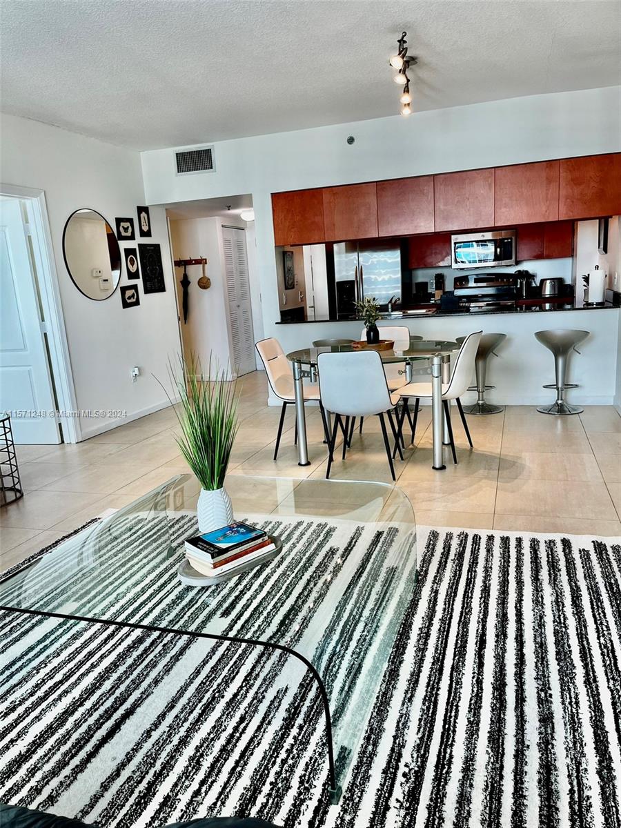 1200 Brickell Bay Dr #4322, Miami, Florida image 19