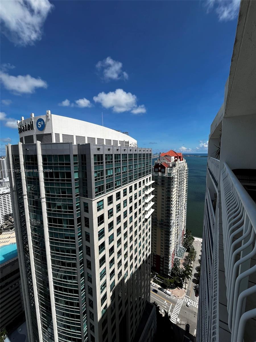 1200 Brickell Bay Dr #4322, Miami, Florida image 2