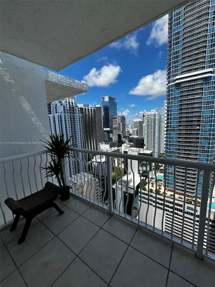 1200 Brickell Bay Dr #4322, Miami, Florida image 3