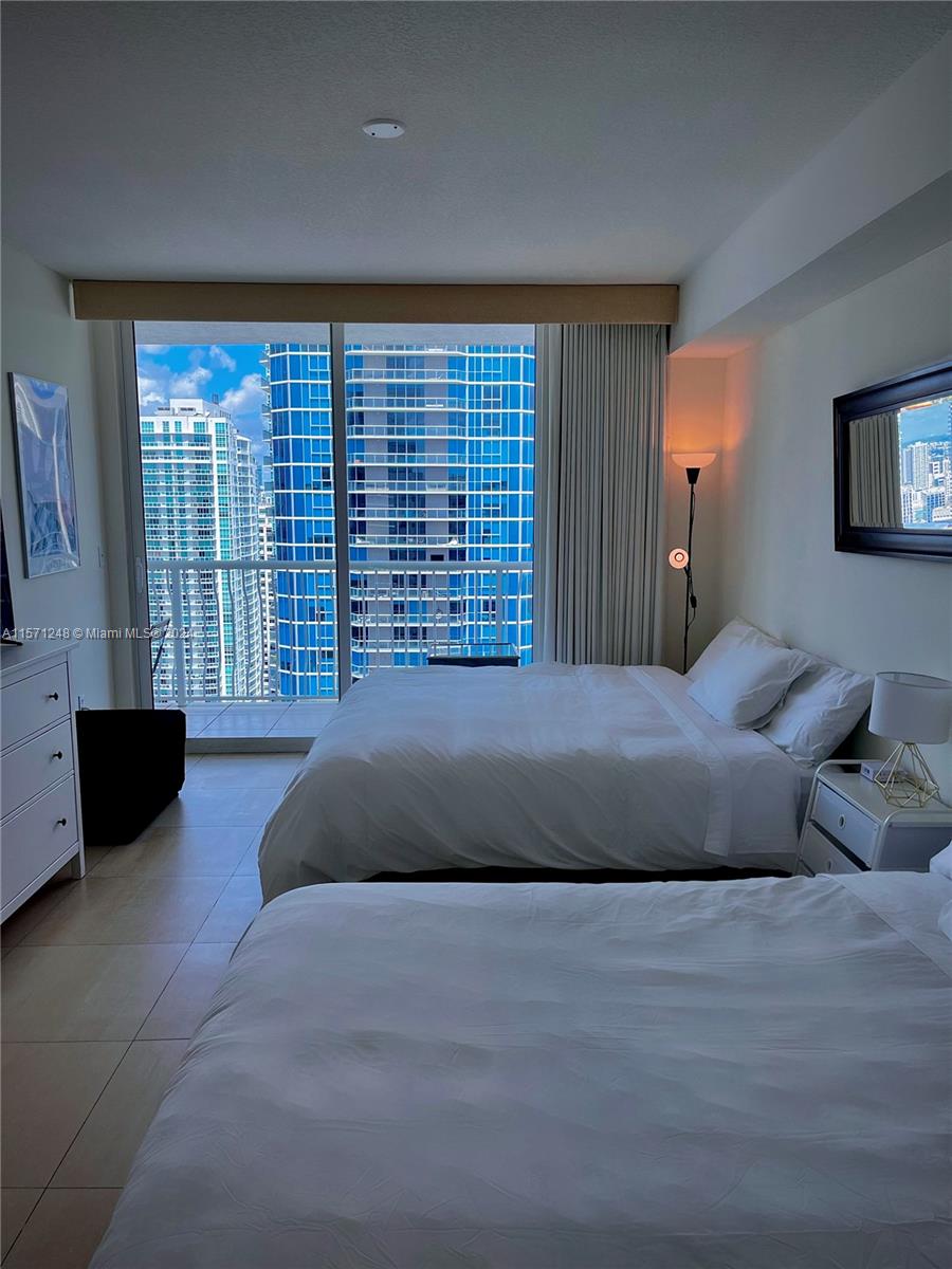 1200 Brickell Bay Dr #4322, Miami, Florida image 31