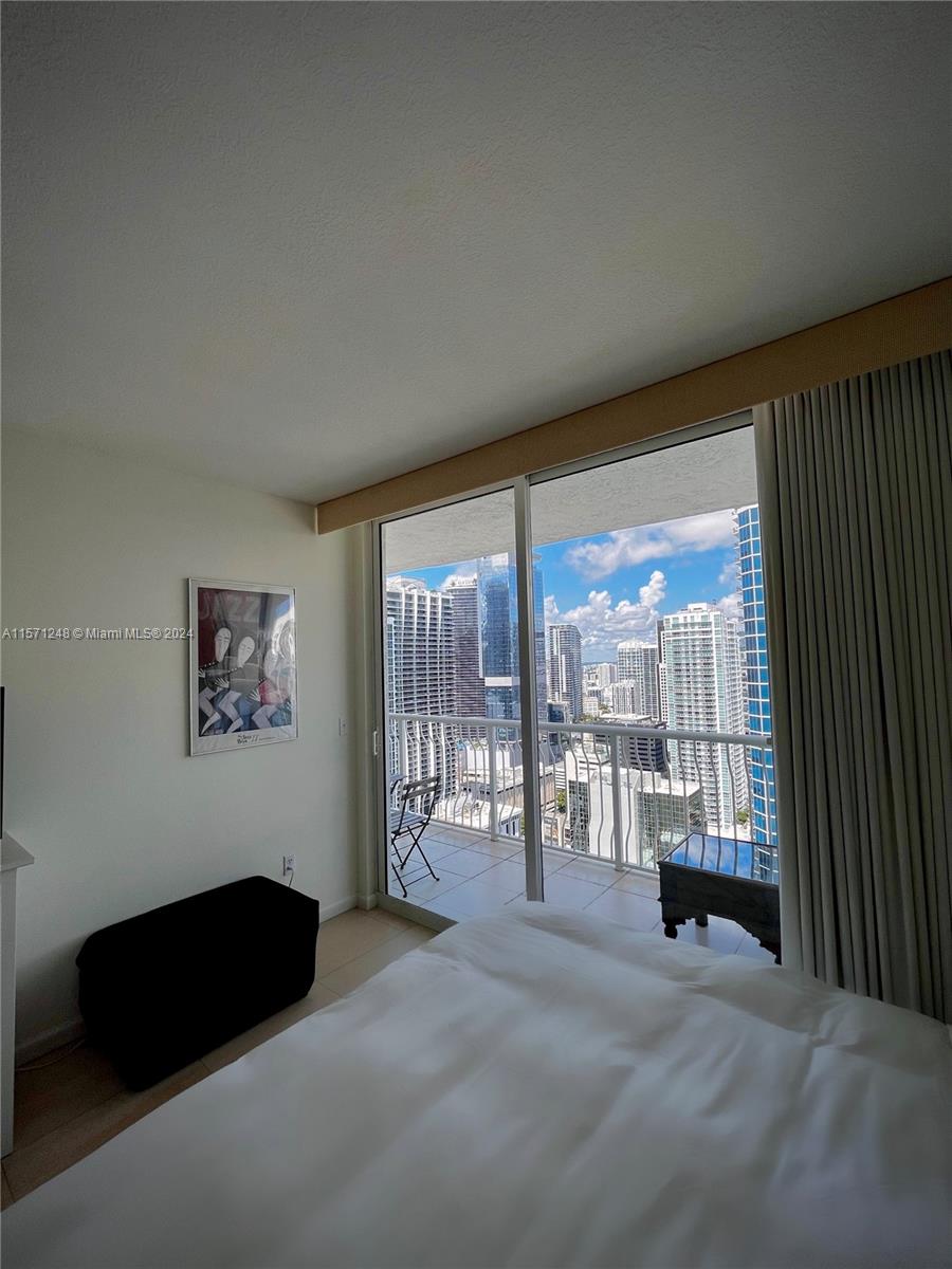 1200 Brickell Bay Dr #4322, Miami, Florida image 32