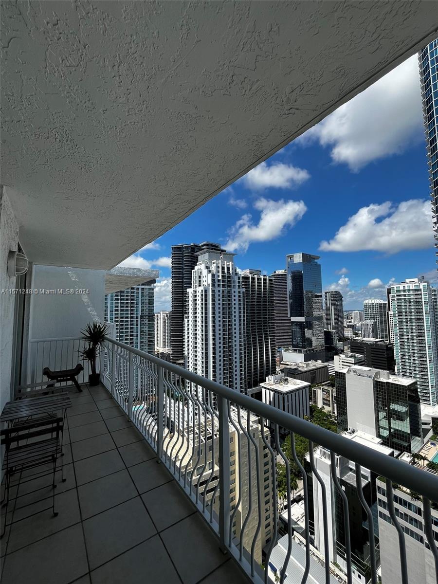 1200 Brickell Bay Dr #4322, Miami, Florida image 36