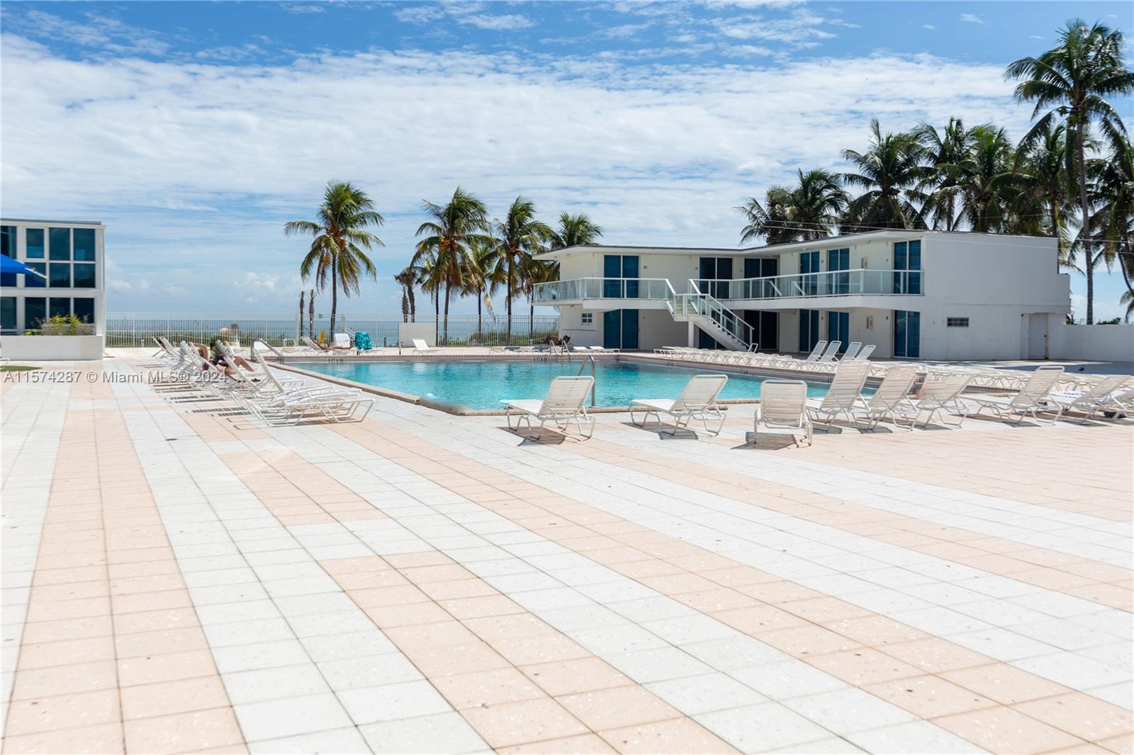 5445 Collins Ave #822, Miami Beach, Florida image 26