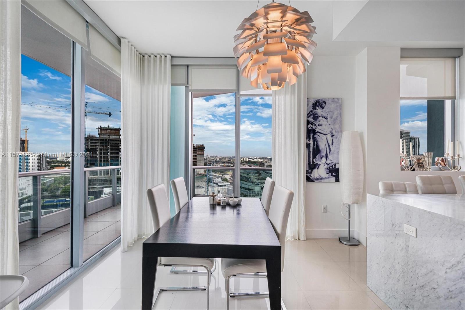 900 Biscayne Blvd #2212, Miami FL 33132