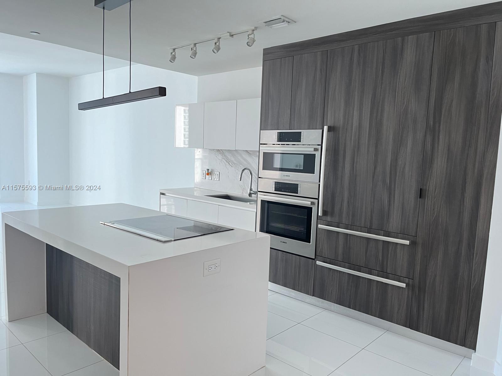 851 NE 1st Ave #2705, Miami FL 33132