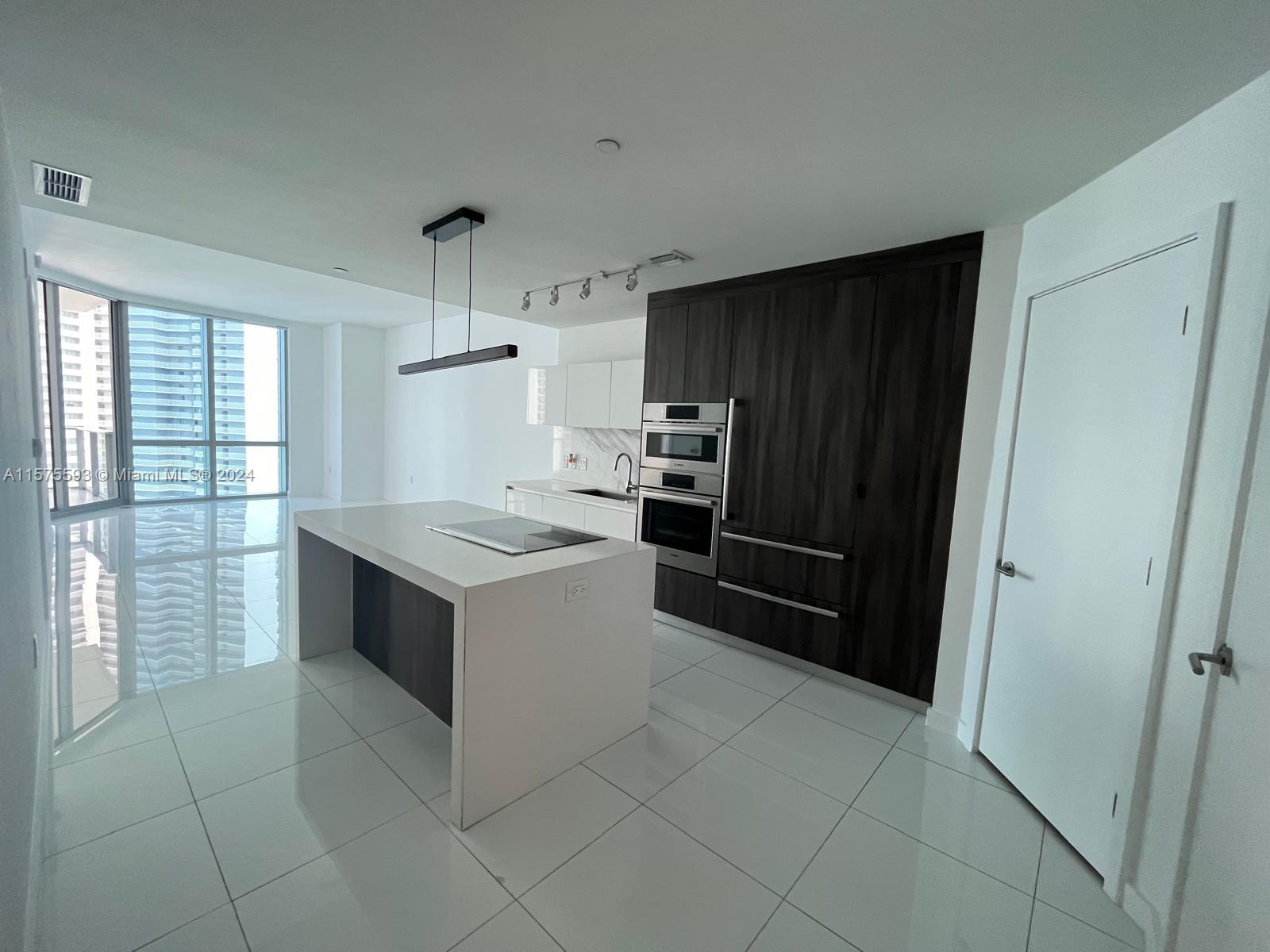 851 NE 1st Ave #2705, Miami FL 33132