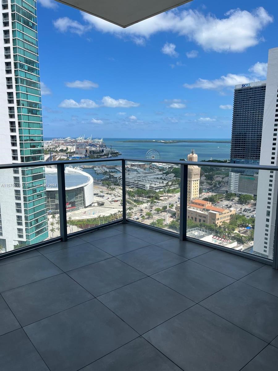 851 NE 1st Ave #2705, Miami FL 33132