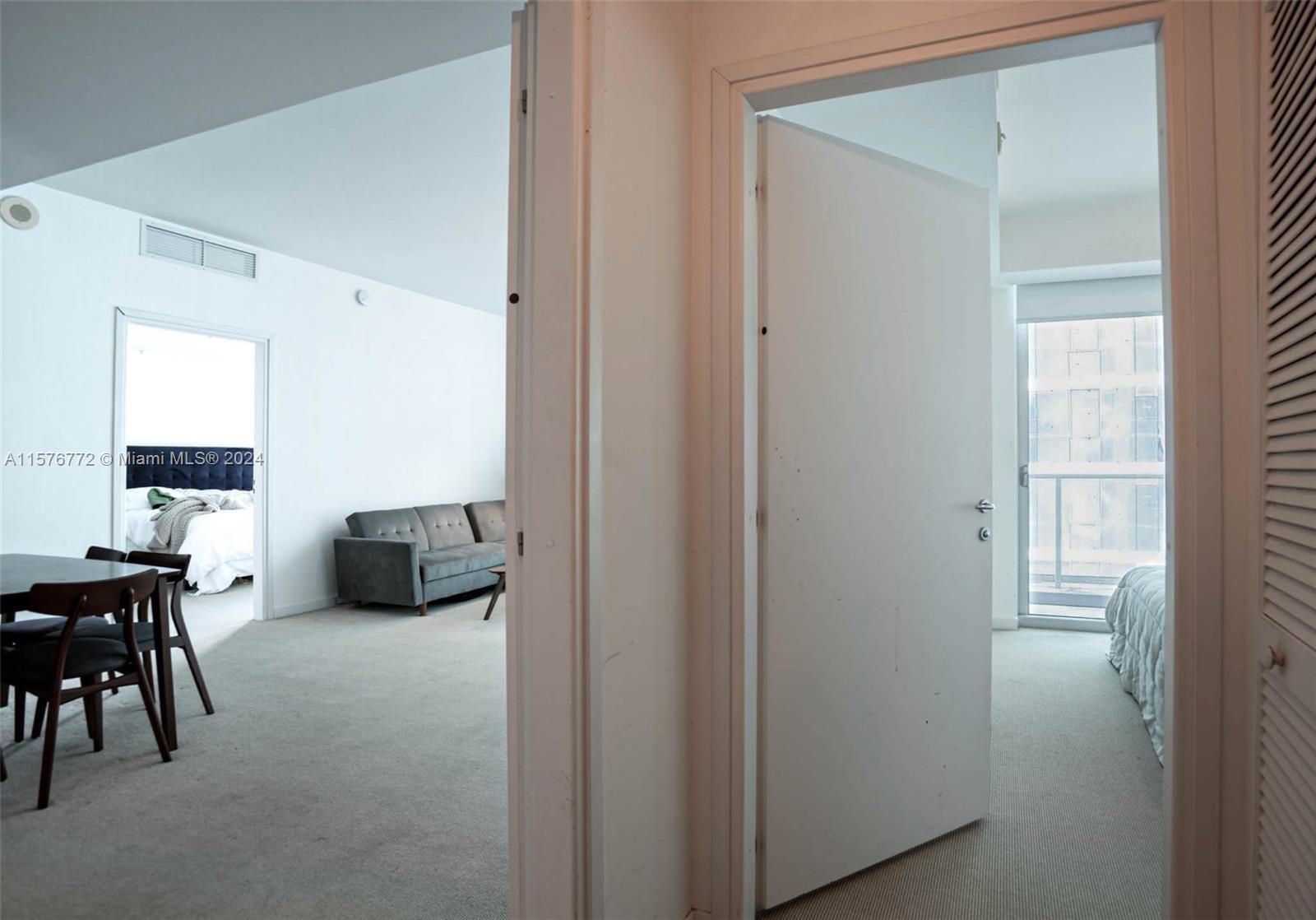 300 S BISCAYNE BLVD #3404, Miami FL 33131
