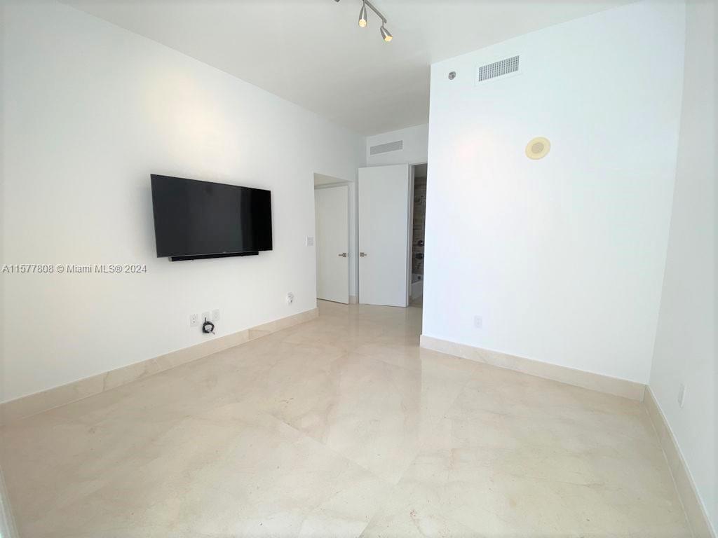 16001 Collins Ave #2401, Sunny Isles Beach FL 33160