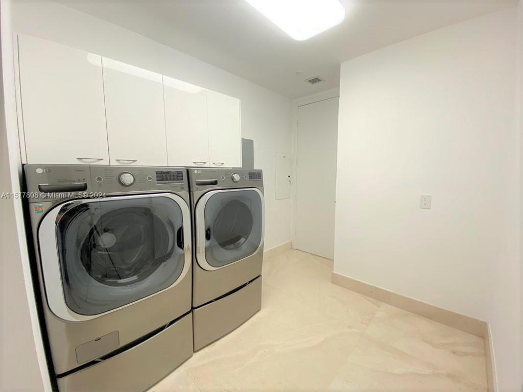 16001 Collins Ave #2401, Sunny Isles Beach FL 33160