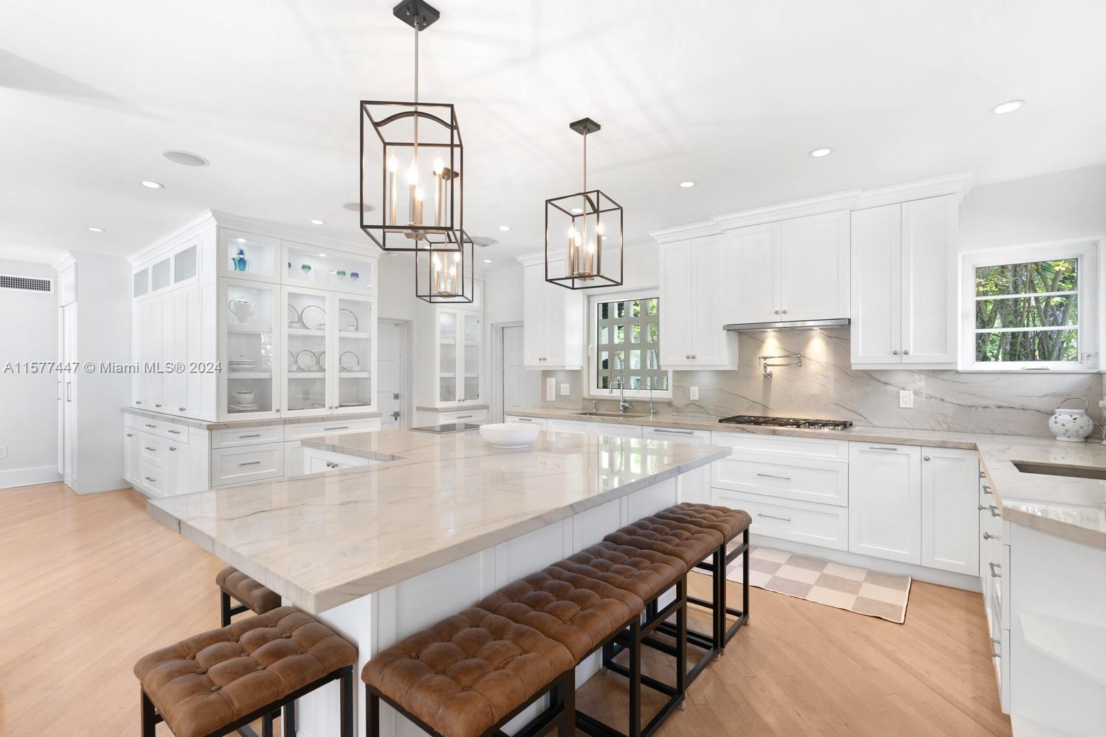 1233 Anastasia Ave, Coral Gables FL 33134