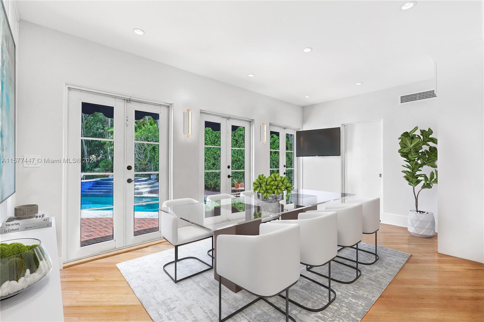 1233 Anastasia Ave, Coral Gables FL 33134