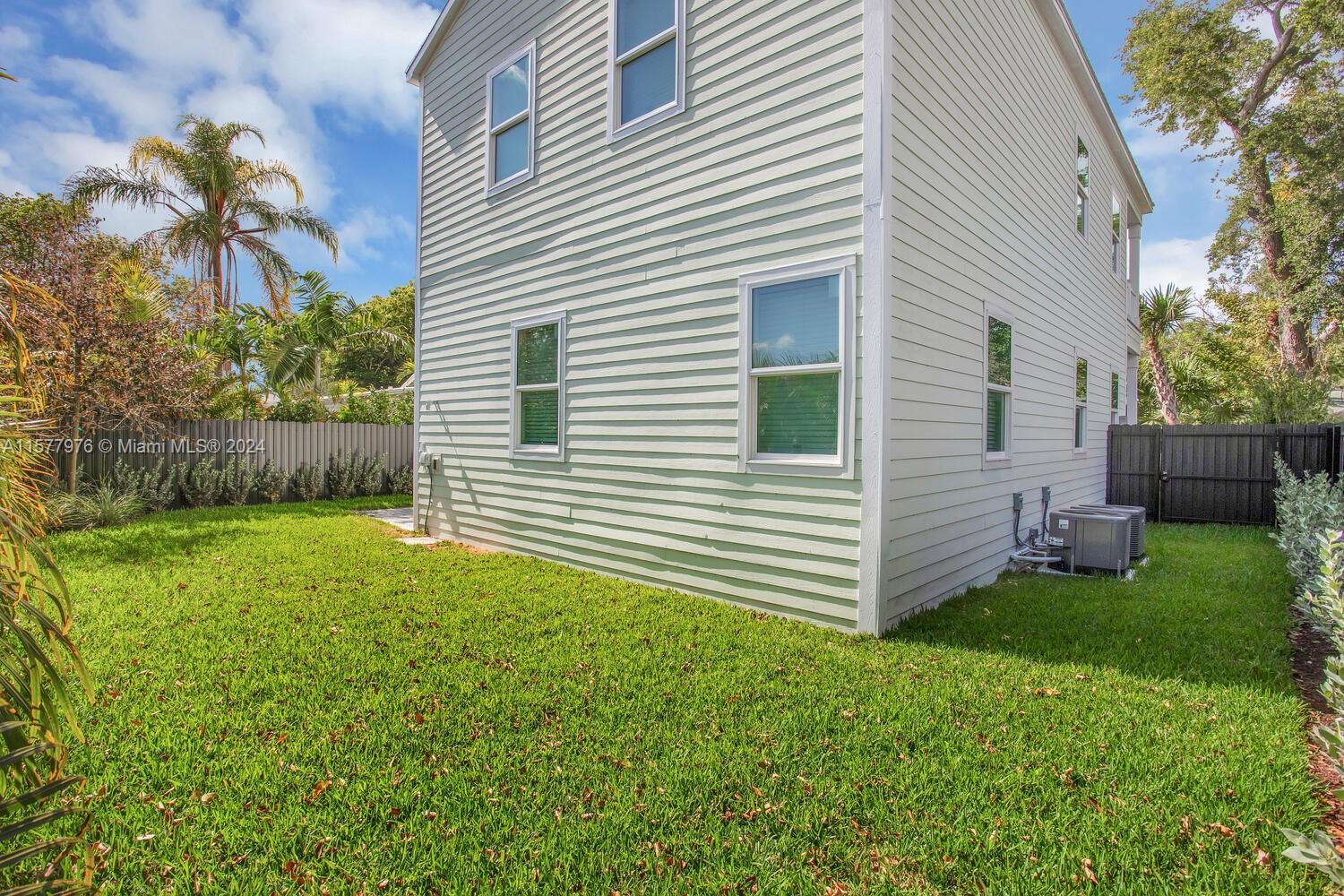 Listing Photo 25
