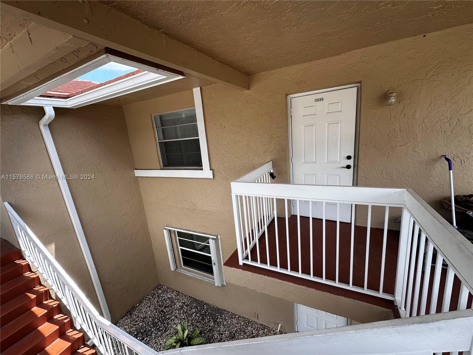 10086 Twin Lakes Dr #5-K, Coral Springs, Florida image 2