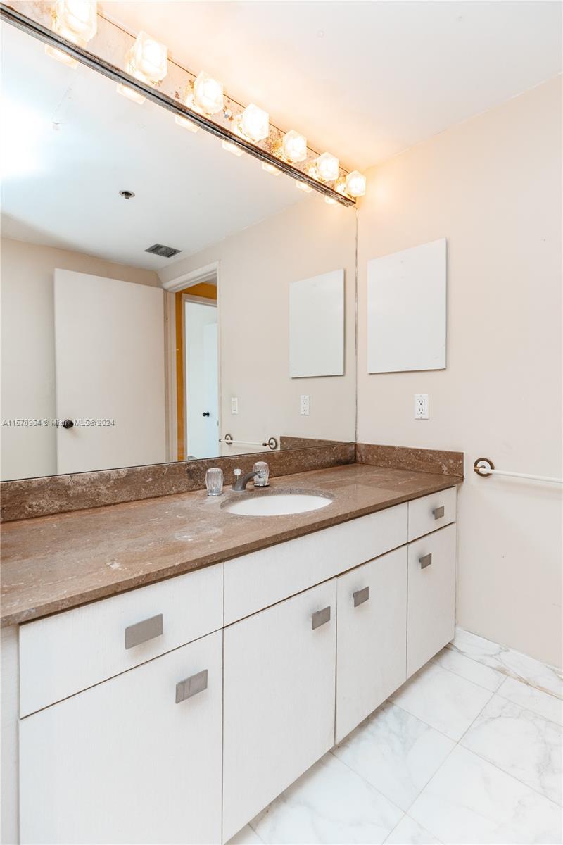 Listing Photo 33