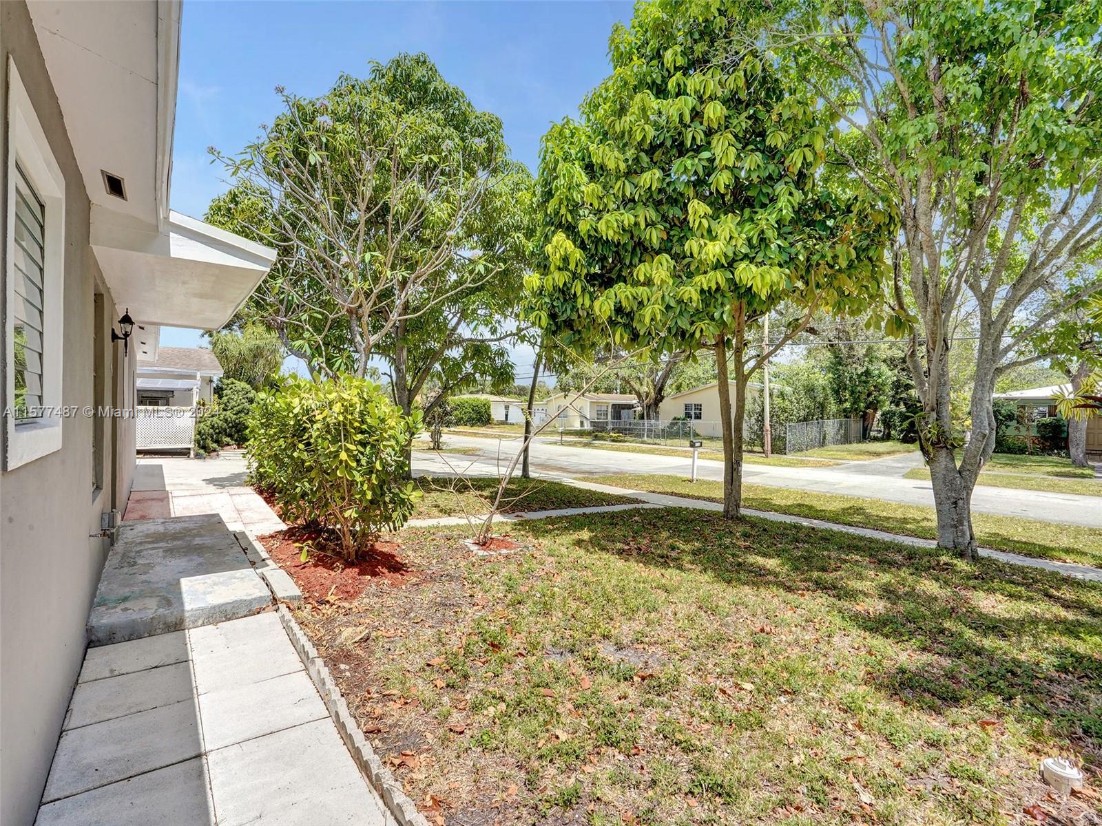 4110 SW 31st Dr, West Park, Florida image 24