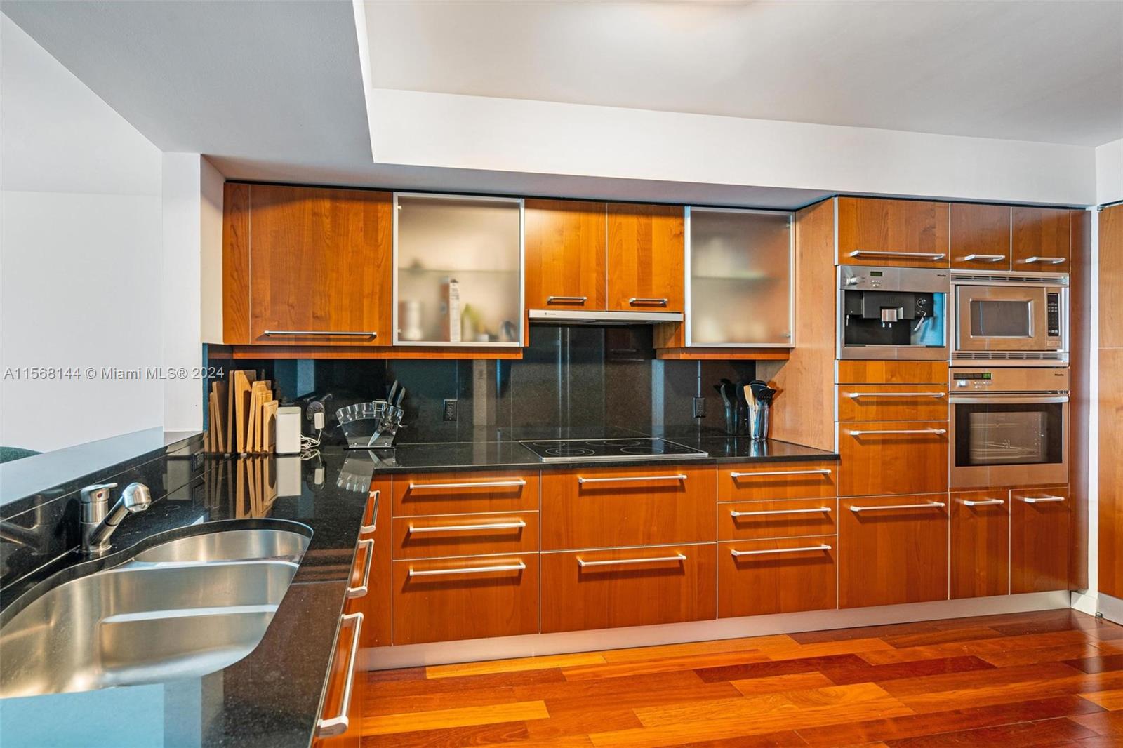 1331 Brickell Bay Dr #2503, Miami FL 33131