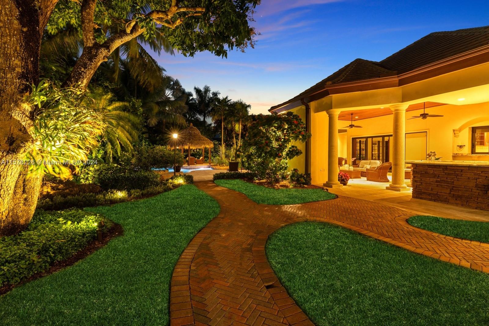 12301 Vista Ln, Pinecrest, Florida image 17