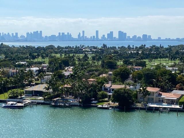 Stunning direct unobstructed Intracoastal, Golf course, South Beach & Miami Skyline views from every room from this 2 Bed/ 2 bath unit on the 15th floor. Unit features 18x18 limestone floors throughout (NO CARPET), marbled bathrooms, granite counter tops in kitchen, washer & dryer & a huge balcony. Building features gym, pool & a newly renovated lobby & common areas.
Centrally located in the heart of Mid Beach within walk-in distance to Beach, Restaurants, super market, banks & Pharmacies.
TENANT OCCUPIED through April 17, 2025. Must give 24 hr notice plz.