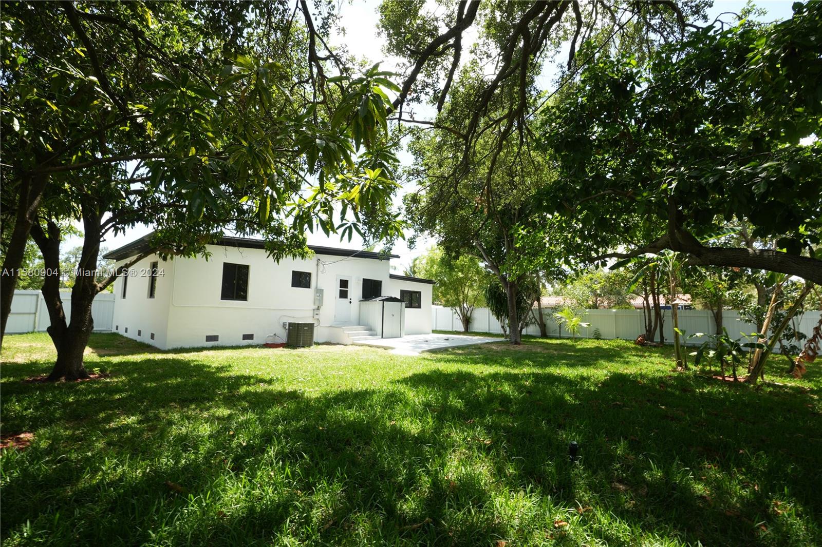 Listing Photo 28