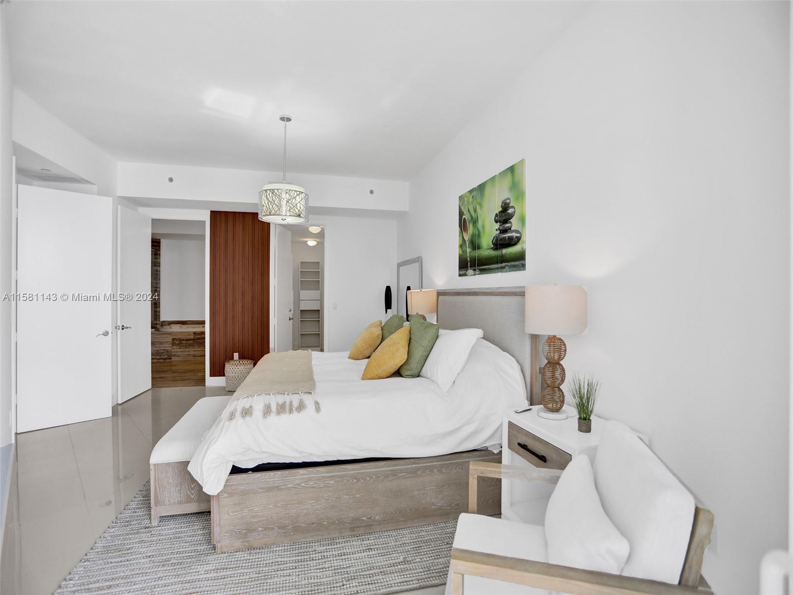 15901 Collins Ave #2807, Sunny Isles Beach FL 33160