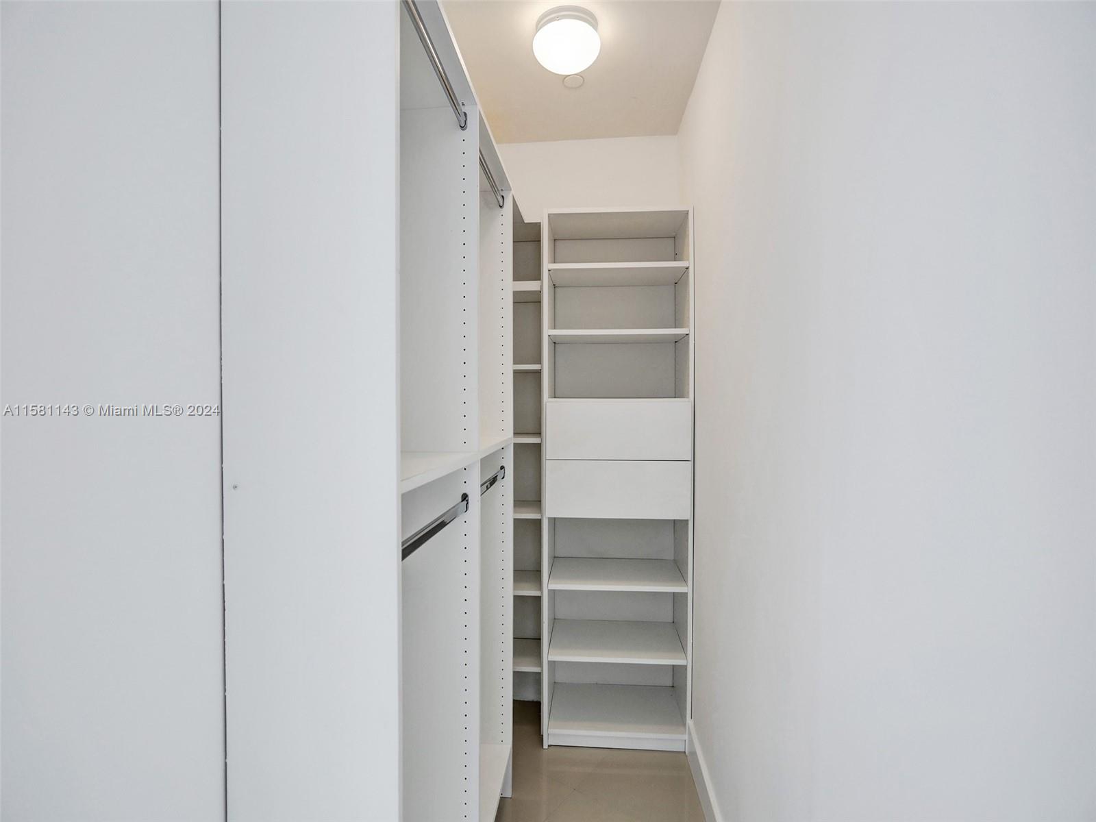 15901 Collins Ave #2807, Sunny Isles Beach FL 33160