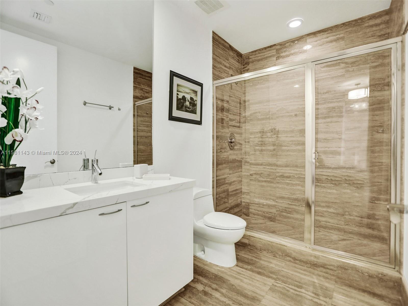 15901 Collins Ave #2807, Sunny Isles Beach FL 33160