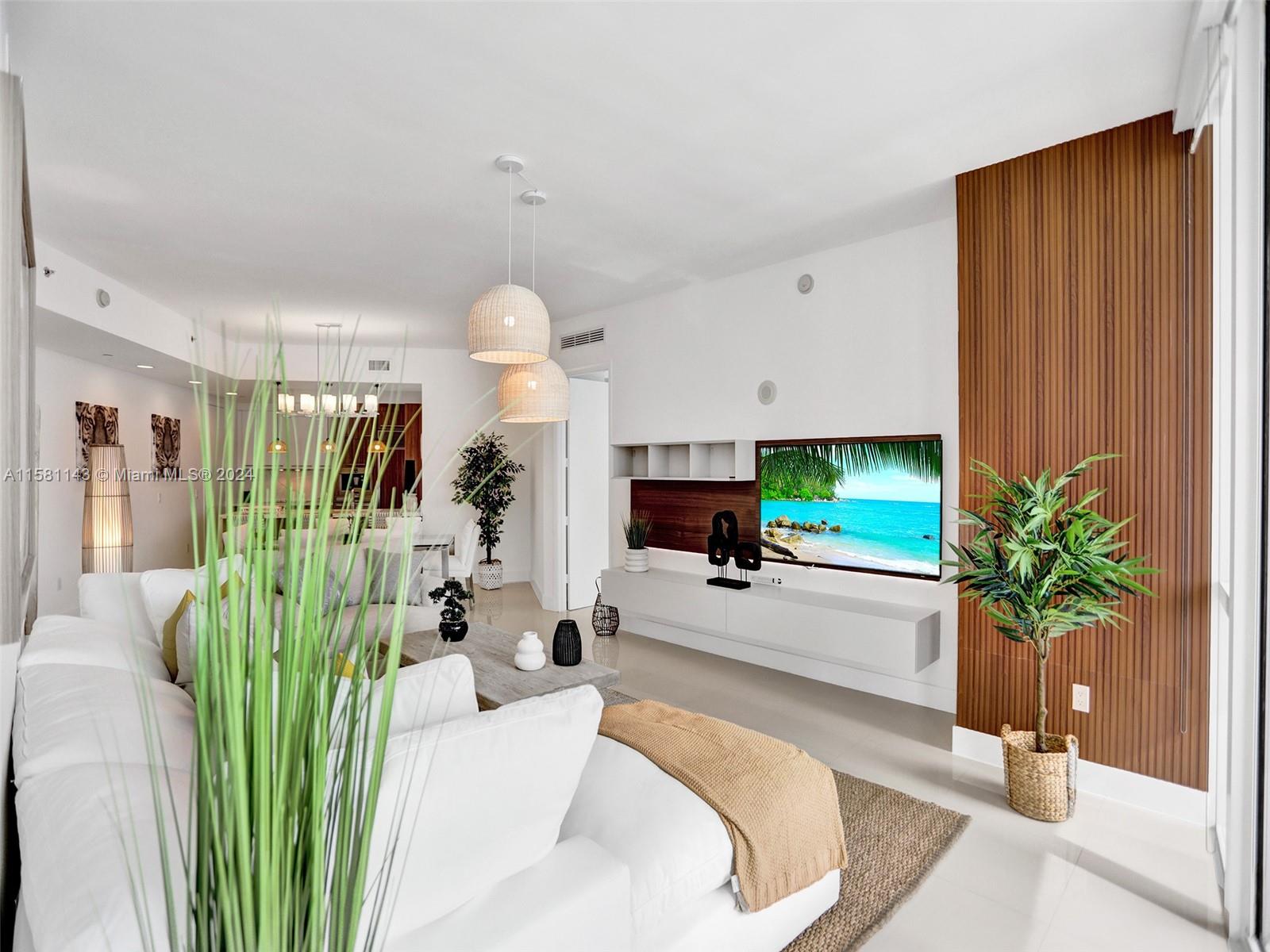15901 Collins Ave #2807, Sunny Isles Beach FL 33160