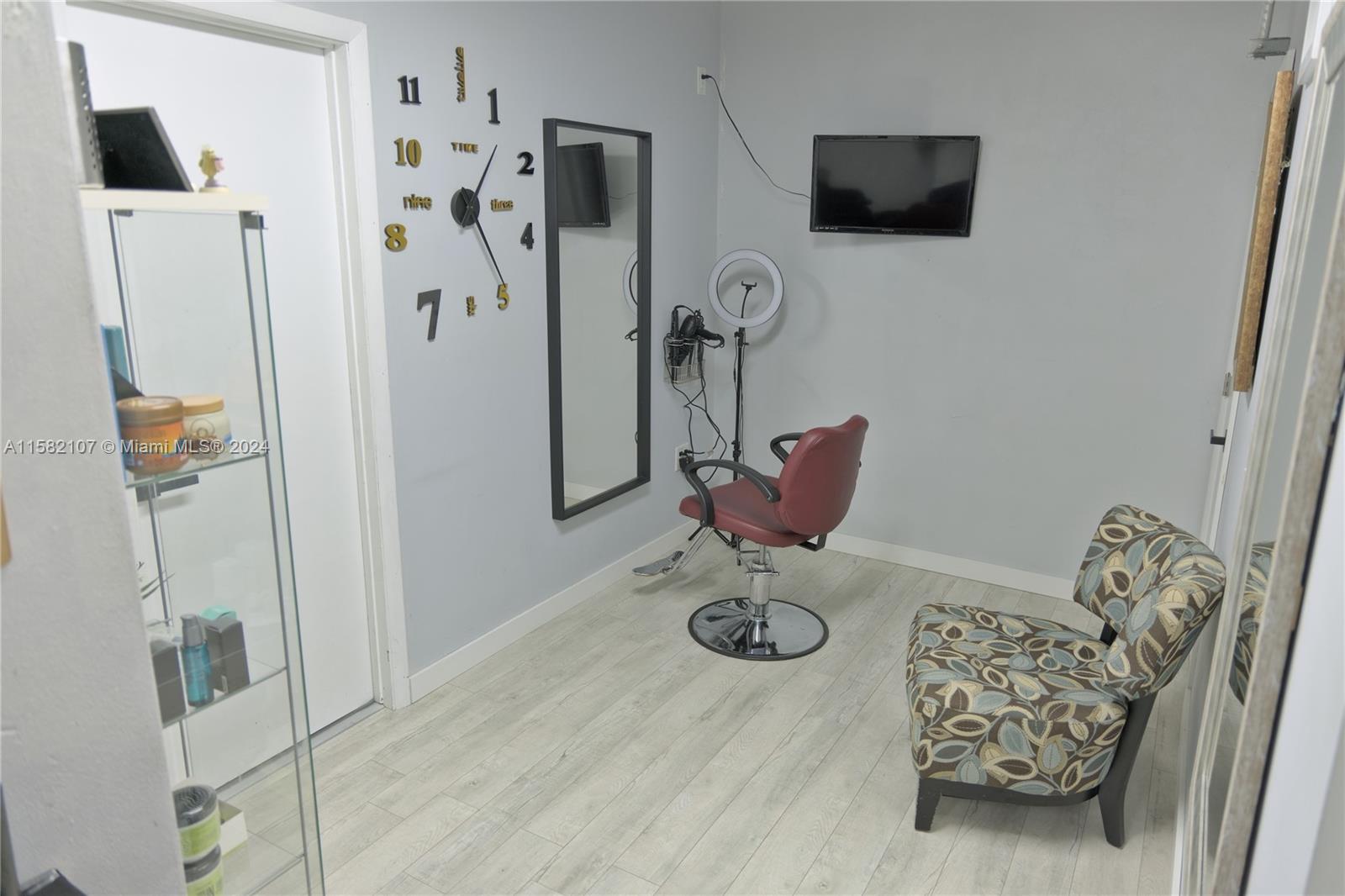 Listing Photo 23