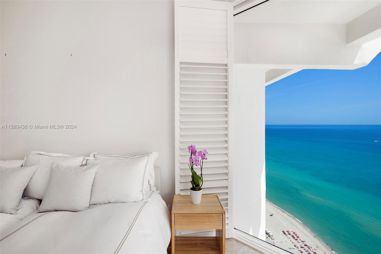 4779 Collins Ave #4002, Miami Beach FL 33140