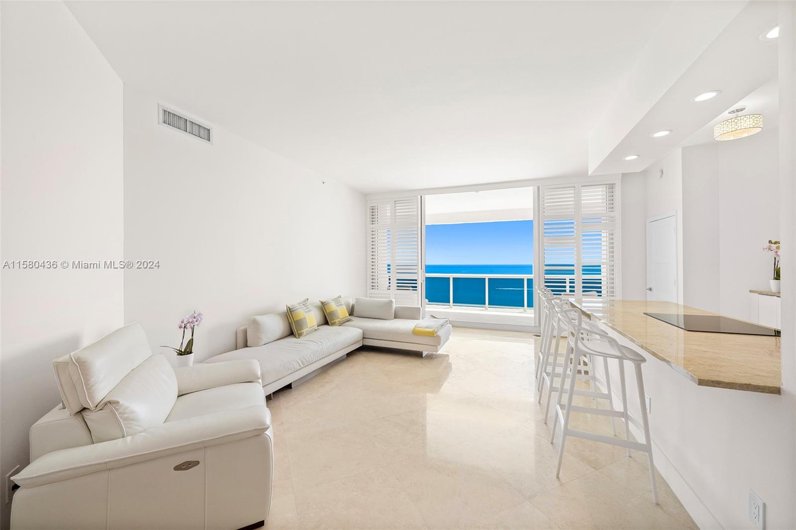 4779 Collins Ave #4002, Miami Beach FL 33140