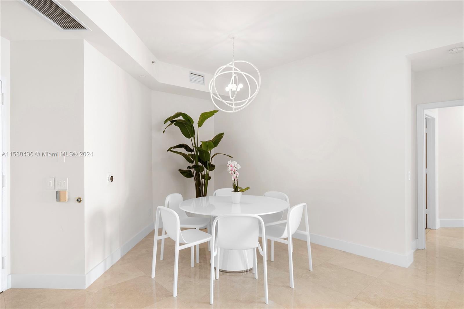 4779 Collins Ave #4002, Miami Beach FL 33140