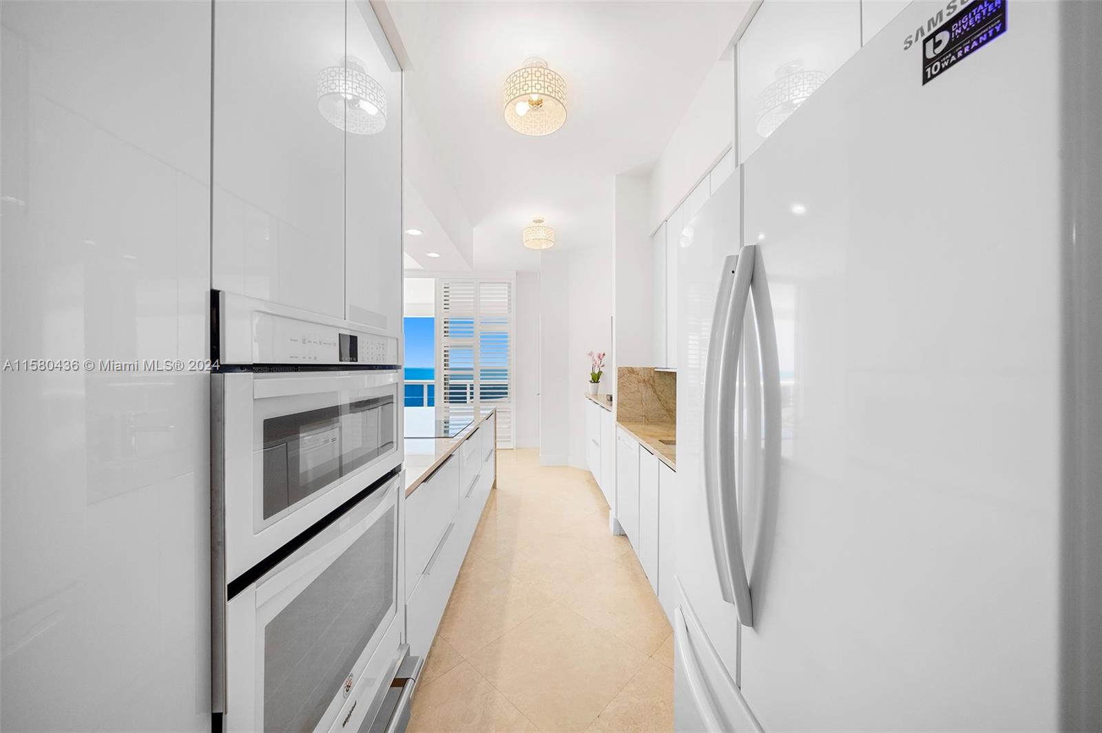 4779 Collins Ave #4002, Miami Beach FL 33140