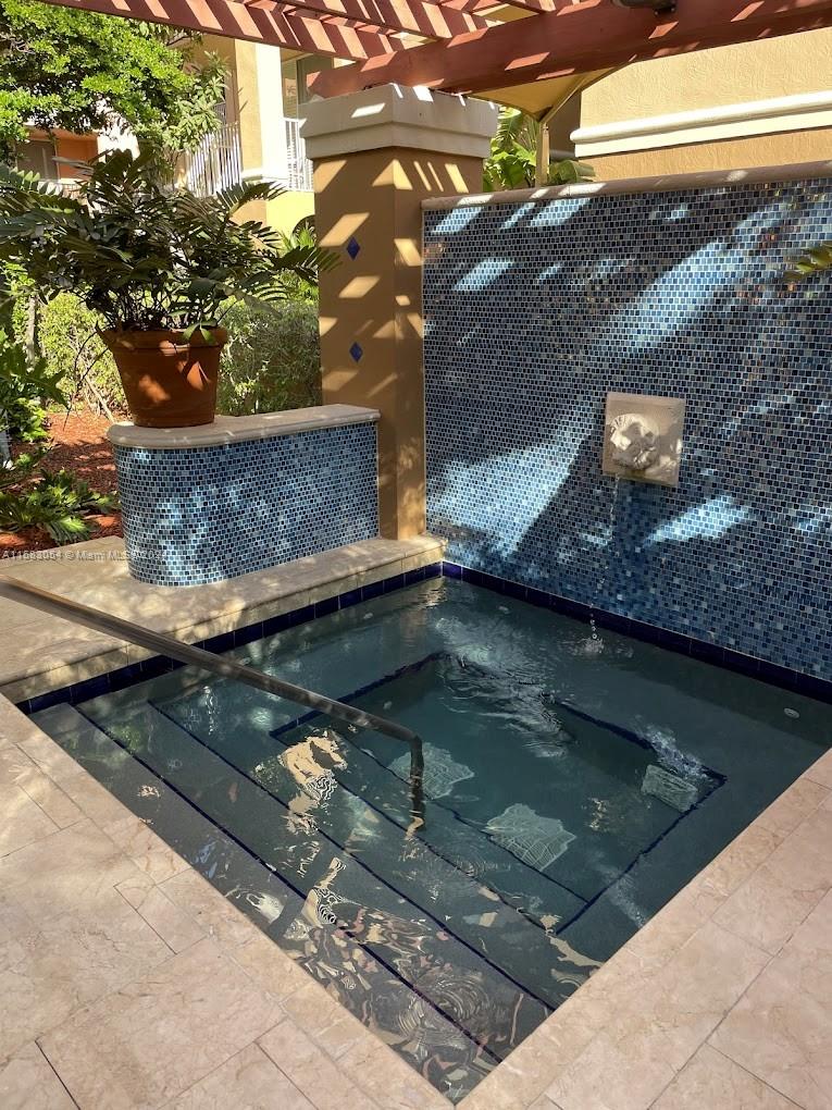 19501 E Country Club Dr #9204, Aventura FL 33180