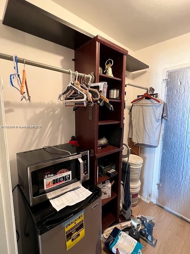 Listing Photo 11