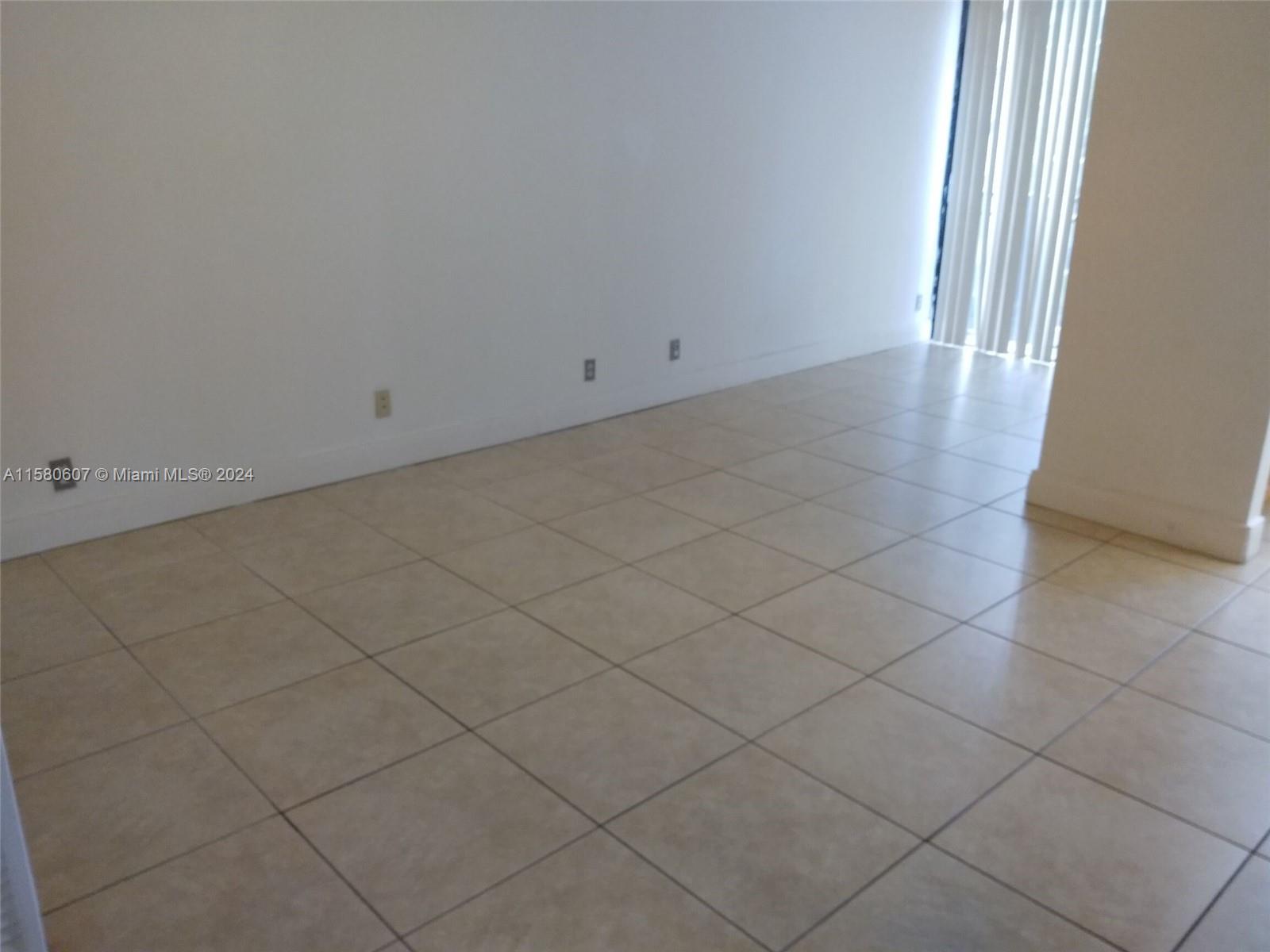 16909 N Bay Rd #310, Sunny Isles Beach, Florida image 10