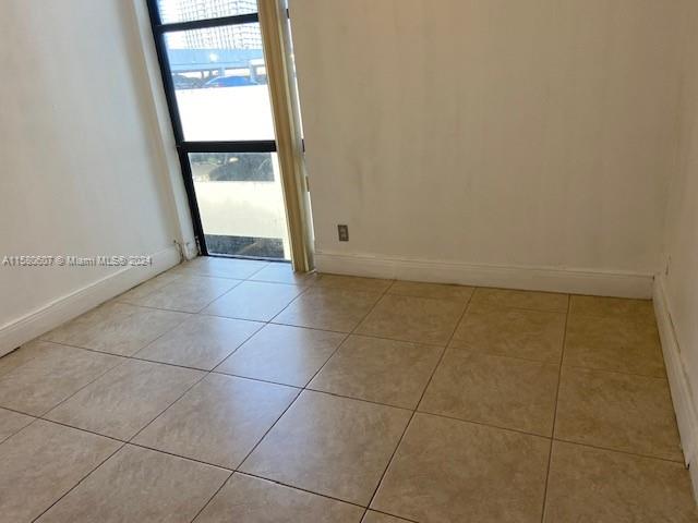 16909 N Bay Rd #310, Sunny Isles Beach, Florida image 25