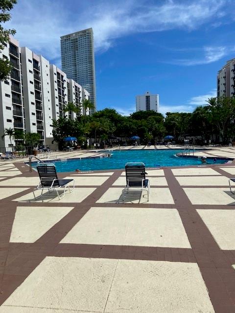 16909 N Bay Rd #310, Sunny Isles Beach, Florida image 29