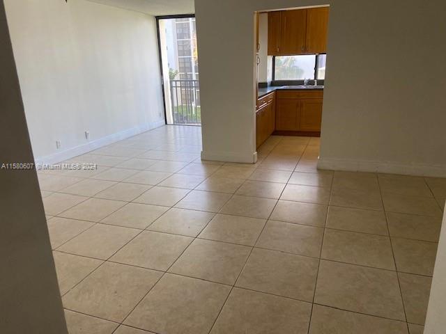 16909 N Bay Rd #310, Sunny Isles Beach, Florida image 5