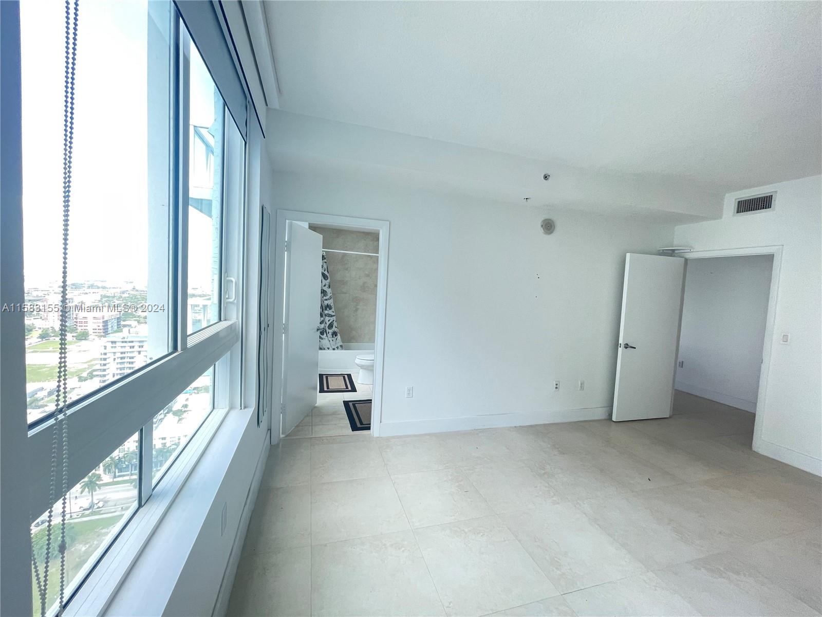 1900 N Bayshore Dr #3311, Miami, Florida image 10