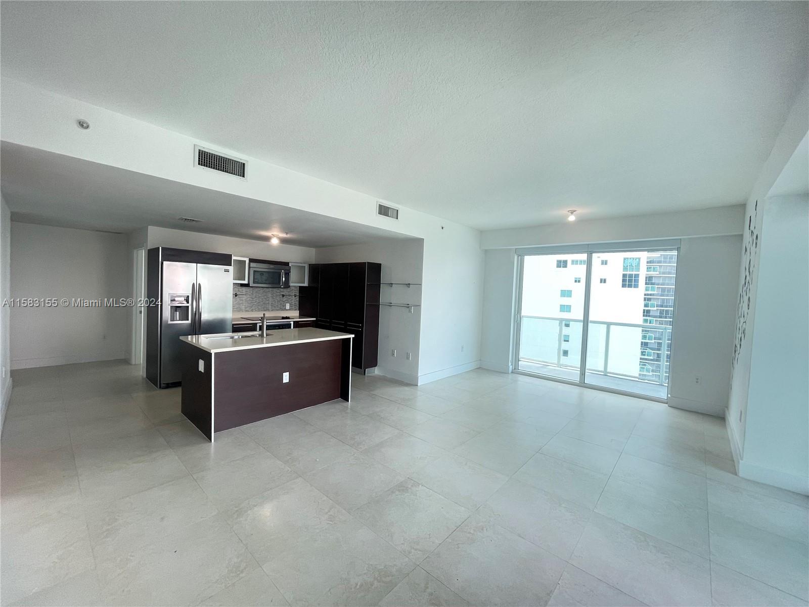 1900 N Bayshore Dr #3311, Miami, Florida image 4