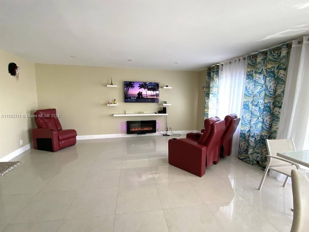 300 Diplomat Pkwy #714, Hallandale Beach, Florida image 3