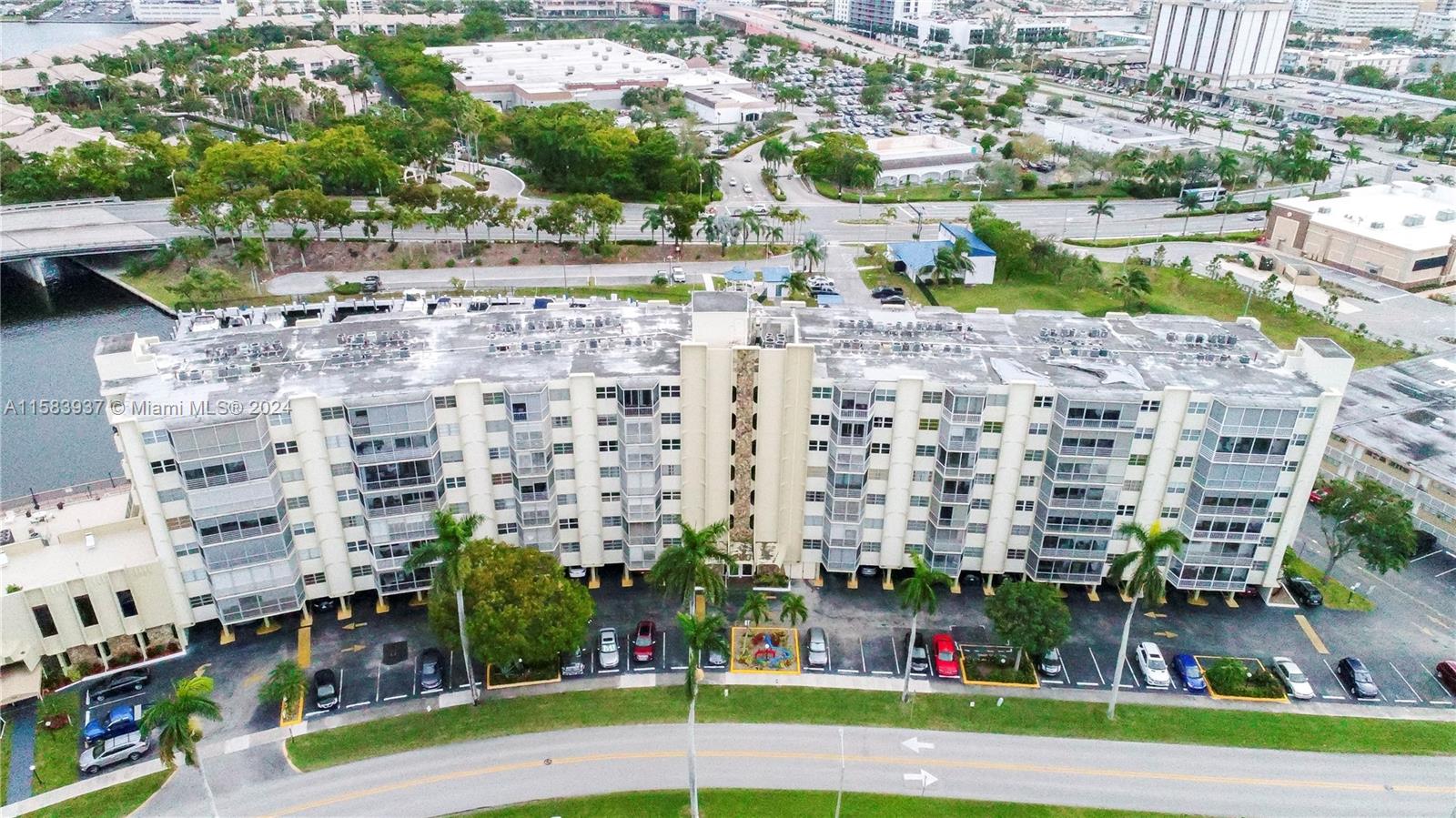 200 Diplomat Pkwy #519, Hallandale Beach, Florida image 2