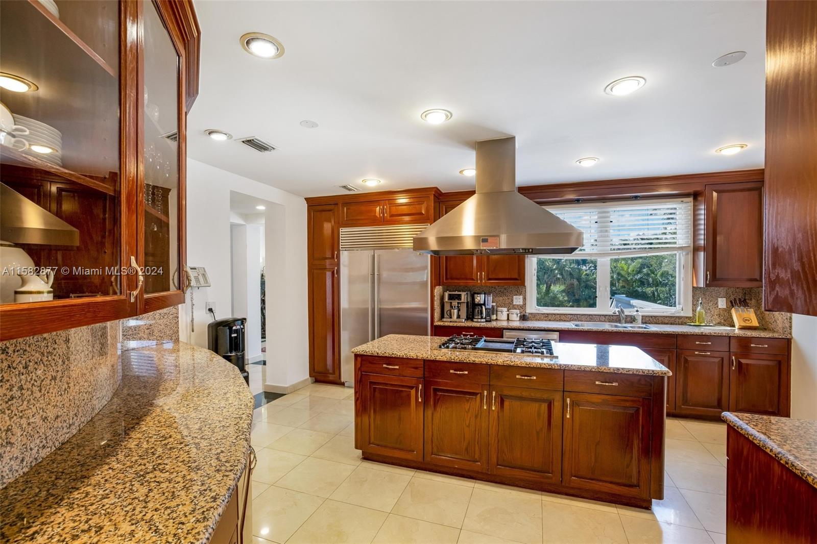 431 Costanera Rd, Coral Gables, Florida image 13