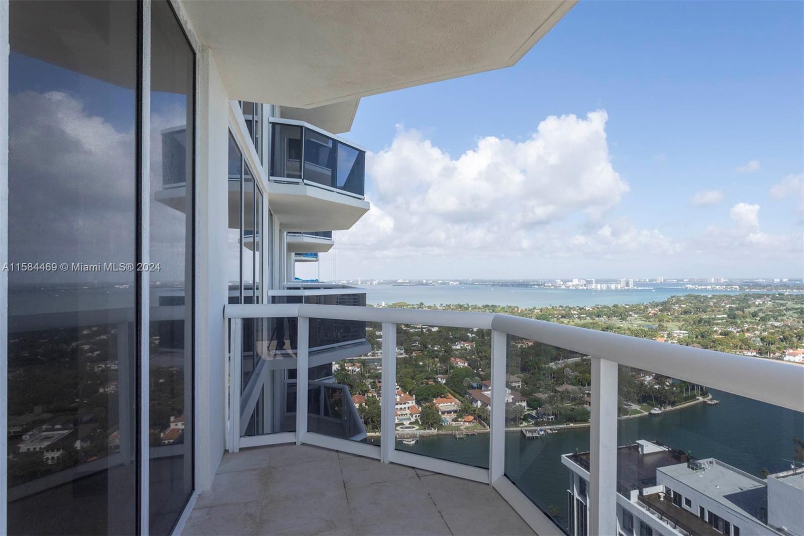 4779 Collins Ave #3301, Miami Beach FL 33140