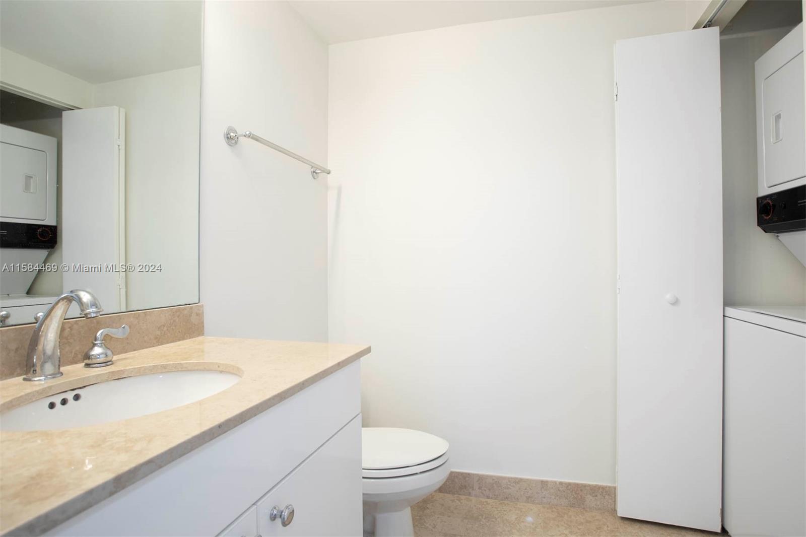 4779 Collins Ave #3301, Miami Beach FL 33140