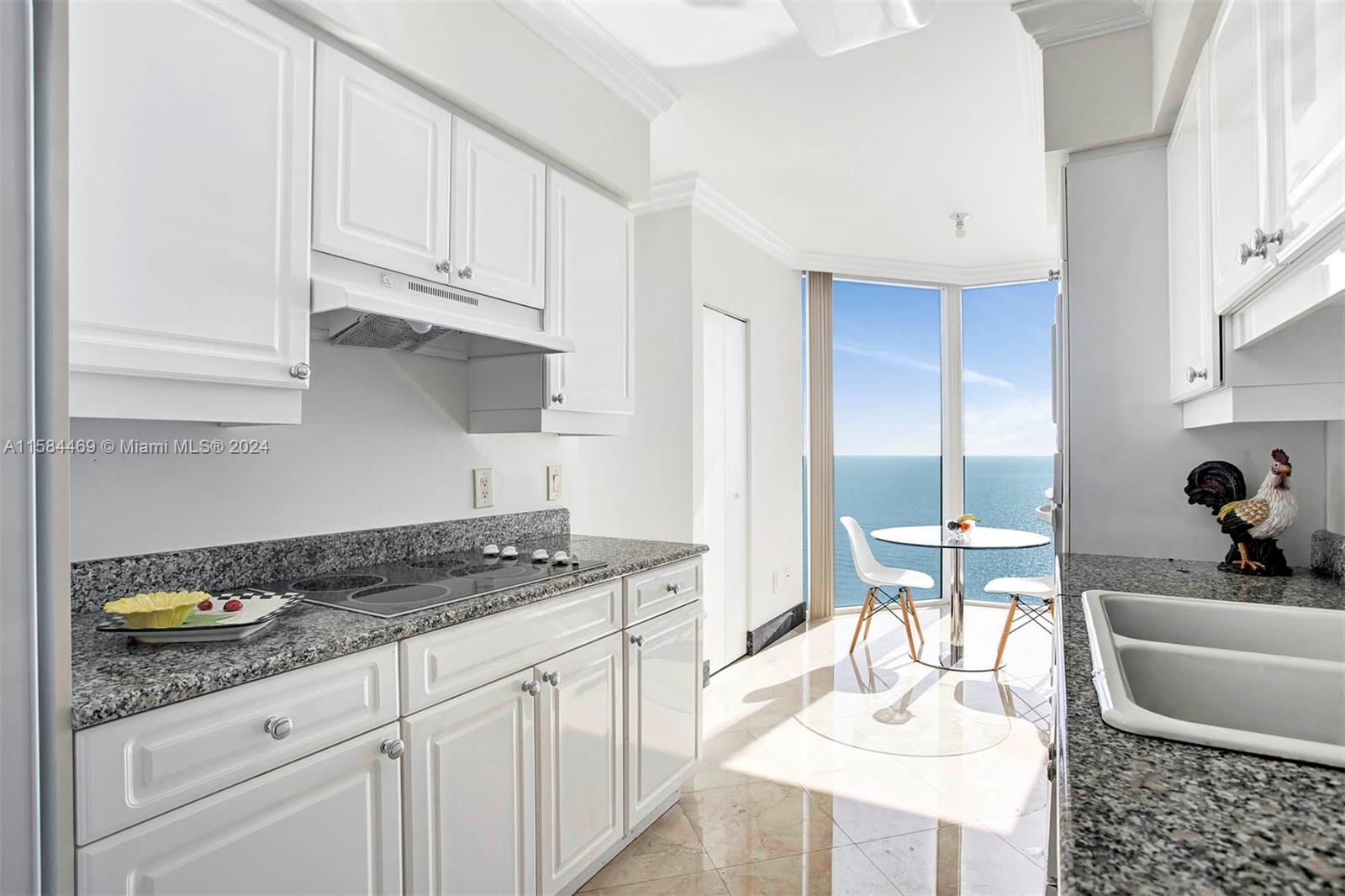4779 Collins Ave #3301, Miami Beach FL 33140
